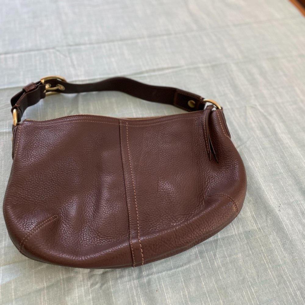 COACH BROWN LEATHER BUCKET BAG WITH GOLD ACCENTS - NO TAG